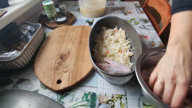 Утка с квашеной капустой в духовке на Новый Год смотреть онлайн