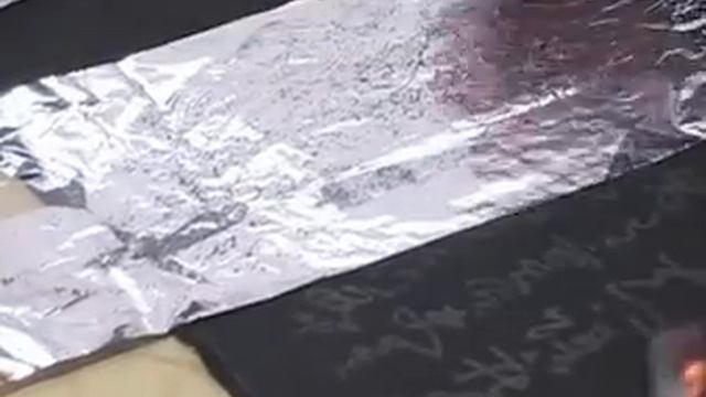 Using Silkscreens with Metallic Foil and Foil Adhesive смотреть онлайн
