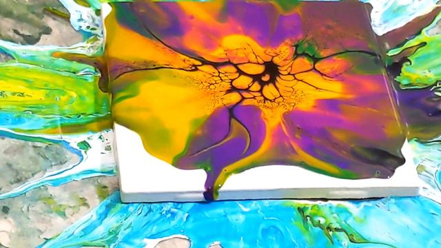 Beautiful bloom technique | MUST SEE SPIN ART BLOOM POUR смотреть онлайн