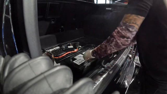 HOW TO REPLACE THE BATTERY OF MERCEDES BENZ G63 AMG 2022 смотреть онлайн