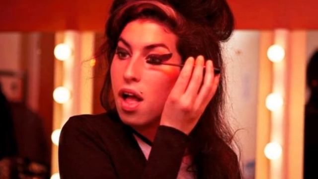 Amy Winehouse - Love is a losing game AWL. смотреть онлайн