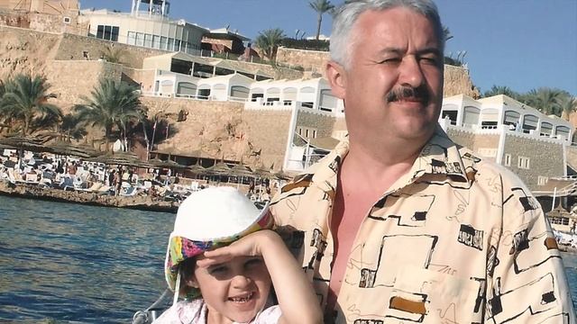 Ubiley Artur Albertovich (Слайд-шоу на Юбилей) смотреть онлайн