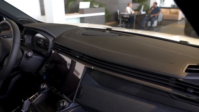 LYNK&CO 01 смотреть онлайн