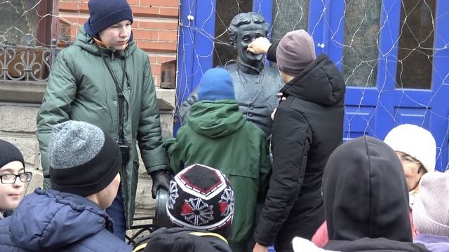 По местам трудовой славы Танкограда смотреть онлайн