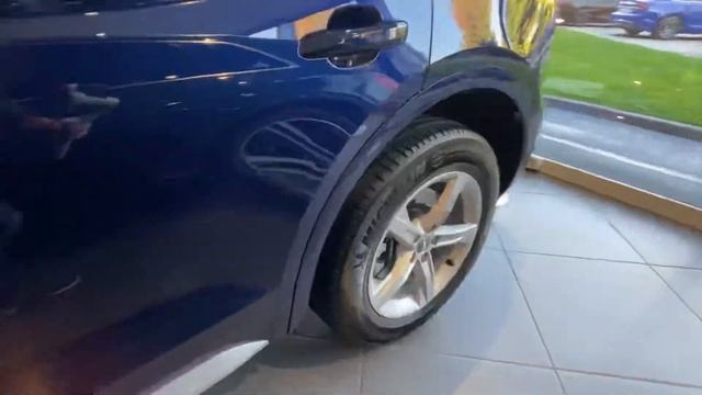 2018/2918 Audi Q5 Sport blue vs quattro green смотреть онлайн