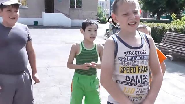 Клоуны смотреть онлайн