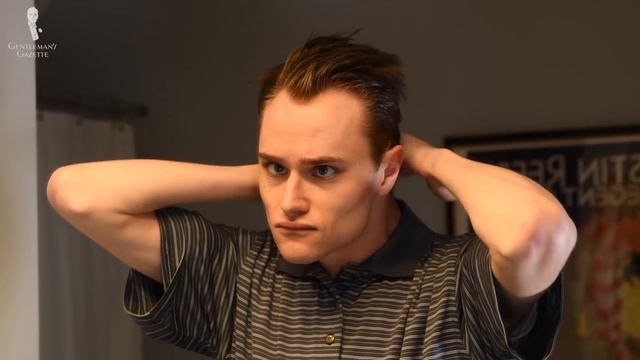 Is Your Hair Thinning? Try These 5 Classic Men's Hairstyles! смотреть онлайн