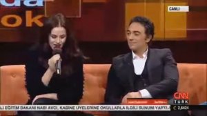 Прекрасный голос Фахрие Эвджен 🌼🌫️🕊️☕💿⛓️📃🕒🛁⌨️🔪🕊️🐩🐰☄️