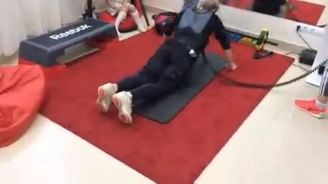 Pride Fitness & Hembra, Фитнес-клуб смотреть онлайн