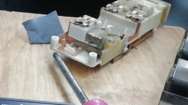 Ремонт кнопок стеклоподъемников Мазда 626 переходка смотреть онлайн