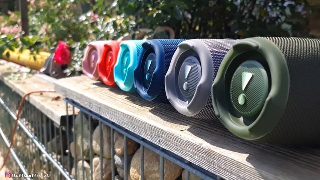 6x JBL CHARGE 5 BASS TEST !!! 100% VOL. смотреть онлайн