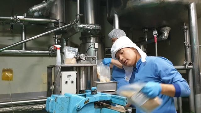SAMPLE WORK IN SOUTH KOREA AS A FACTORY WORKER | FOOD PROCESSING смотреть онлайн