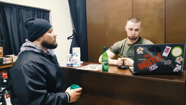 Магазин спортивного питания в Энгельсе. Загуляли в Гризли Шоп [Влог Мимо ходом] смотреть онлайн