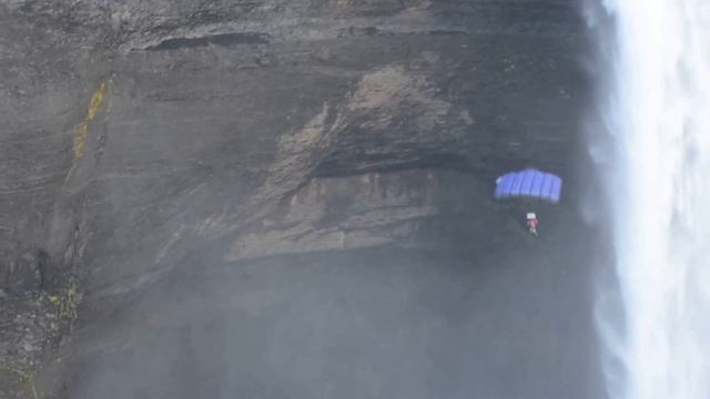 B.a.s.e. Jumping from Háifoss Waterfall in Iceland смотреть онлайн