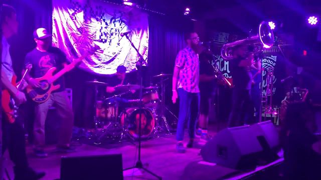 Saganaki Bomb Squad @ Crowbar Pink it up XIV. 2/18/23 смотреть онлайн