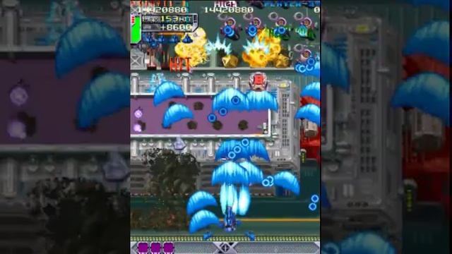 DoDonPachi - 1 Credit Clear смотреть онлайн