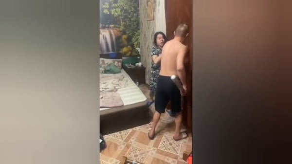 Безумный Паша изменил Иришки?Безумный Паша снова пьёт?Иришка ругается с Пашей,Руслан Гительман Катя