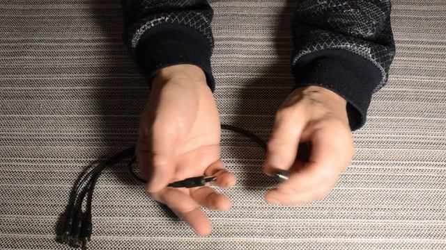 ОНЛАЙН ТРЕЙД.РУ - Разветвитель питания DC для видеокамер (1/4) FALCON EYE (W-SP1-4H) смотреть онлайн