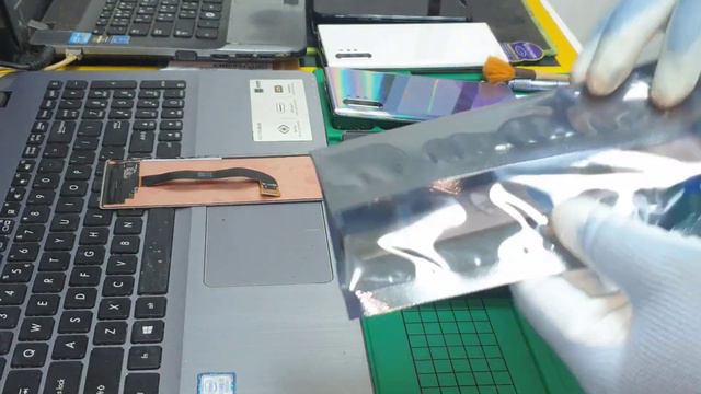 Galaxy Z Fold 2 Screen Replacement | Sor Samoun смотреть онлайн