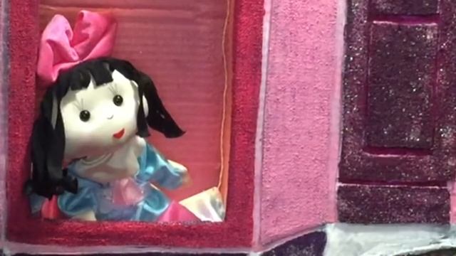 ПАПА, ПОДАРИ МНЕ КУКЛУ. Покажи мне песенку. Поем вместе с куклами. смотреть онлайн