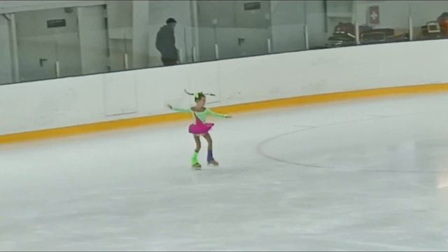 3 юнш разряд. Олимпийский Лед Сириус. #figureskating #фигурноекатание смотреть онлайн