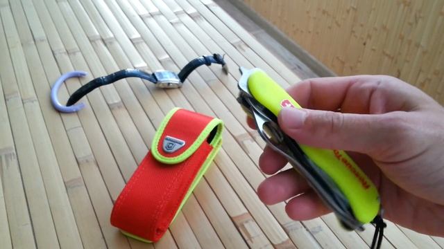 Victorinox Rescue Tool-дай бог, что бы не пригодился