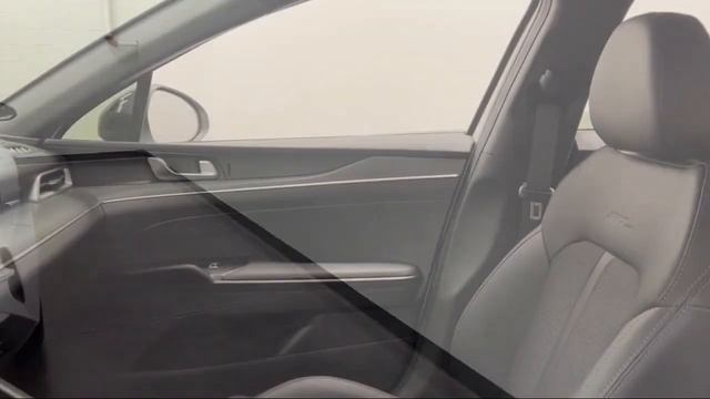 2023 Kia K5 GT-Line Auto FWD Clearwater смотреть онлайн