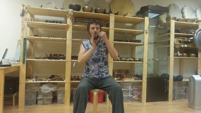 Titanium mouth harp by Ustinov - Test drive at Khomus.ru | Титановый варган Устинова смотреть онлайн