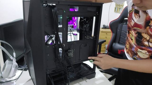 MSI MAG Forge 100r unboxing and Review смотреть онлайн