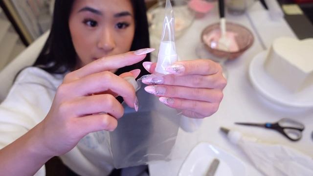 HOW TO MAKE THE VIRAL PINTEREST HEART CAKE