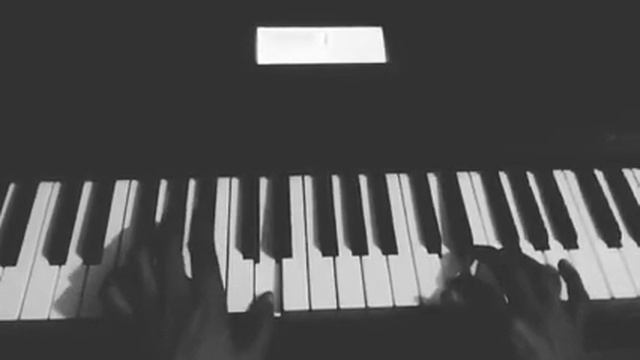 While your lips are still red by Nightwish (Piano Intro) смотреть онлайн