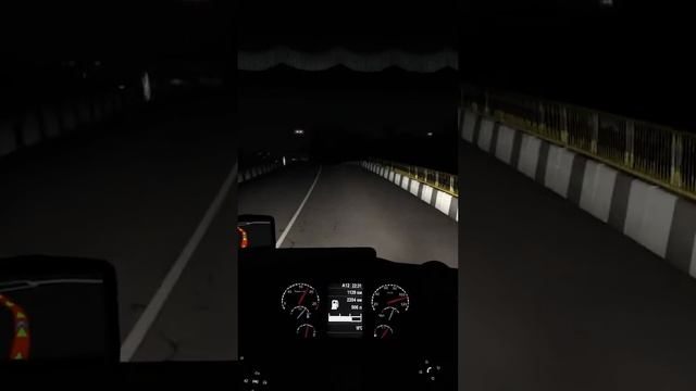 Драйв и веселье в Euro Truck Simulator 2 #shorts смотреть онлайн