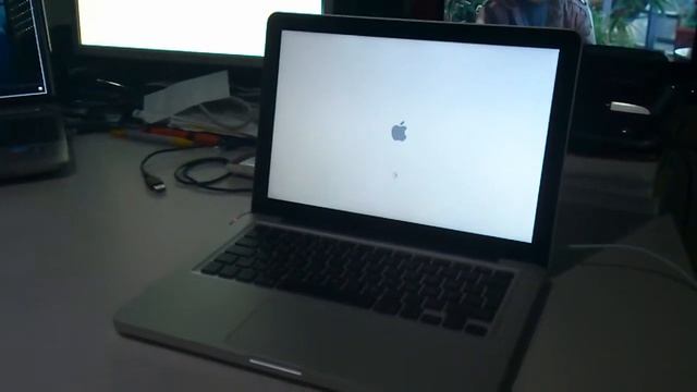 MacBook Pro 13" Lion i5 512GB SSD boot start up смотреть онлайн