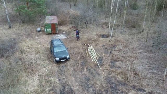 ДЖИП ВМЕСТО ТРАКТОРА | jeep grand cherokee VS railway carriage смотреть онлайн