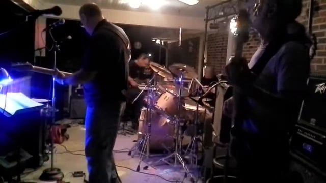 The Thrill is Gone, B B King cover. Mike Helms 05-16-15 смотреть онлайн