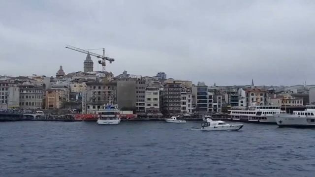 Стамбул 2021. По Босфор на пароме.  Где вкусно и недорого поесть вегетарианцам и веганам в Стамбуле