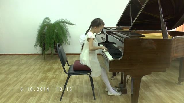 Даша Калинина. октябрь 2014. Бах. Менуэт соль-мажор смотреть онлайн