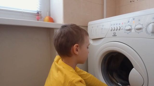 Стиральная машина Indesit WS 105TX   Washing Machine Indesit WS 105TX