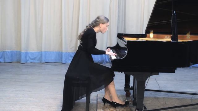 03 Русанова Екатерина П И Чайковский М Плетнев Танец Феи Драже из балета «Щелкунчик» смотреть онлайн
