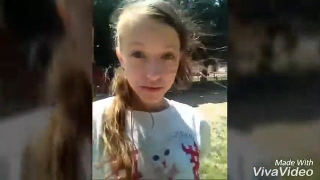 Сломала спину | сломала ноготь | золотые рыбки | попугайчики | новый домашний питомец - воробей Кеш смотреть онлайн