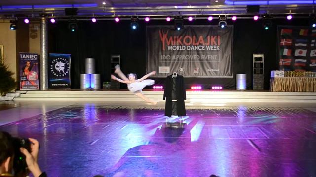 Moth. Choreography by E. Pavlova. Performed by E. Yudina. SMART dance смотреть онлайн