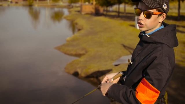 Ловля форели и щуки на платном пруду. Платные пруды X-land. смотреть онлайн