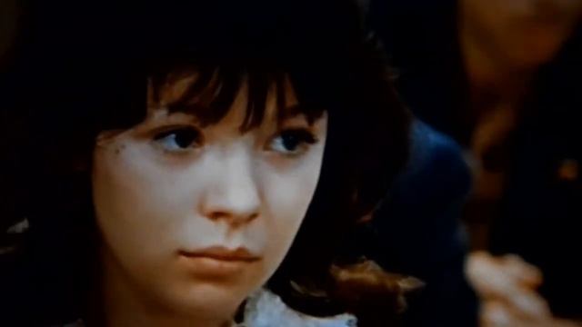 Когда уйдём со школьного двора - из к/ф "Розыгрыш" смотреть онлайн