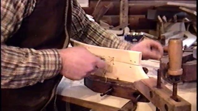 Corey Freedman 1994 Aleut Baidarka bow and stern construction GEFerris wmv смотреть онлайн