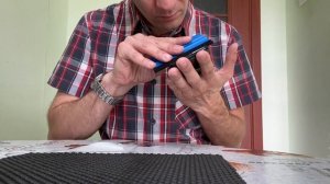 Поклейка защитной пленки на экран-водопад