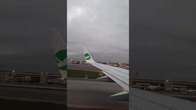 landing lisboa airport transavia Peter pan смотреть онлайн