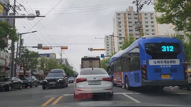 In Front Of The Women's Center In Seo-gu, Daejeon대전서구여성회관앞