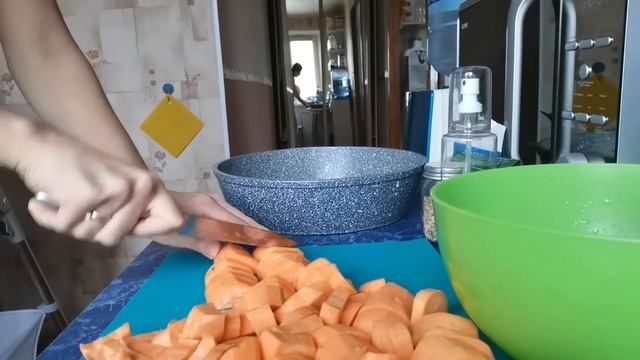 Должен ли мужчина помогать по дому? Закупка продуктов. Сколько потратила на первой неделе экономии. смотреть онлайн