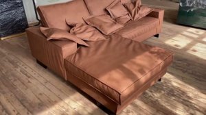 Коричневый Диван