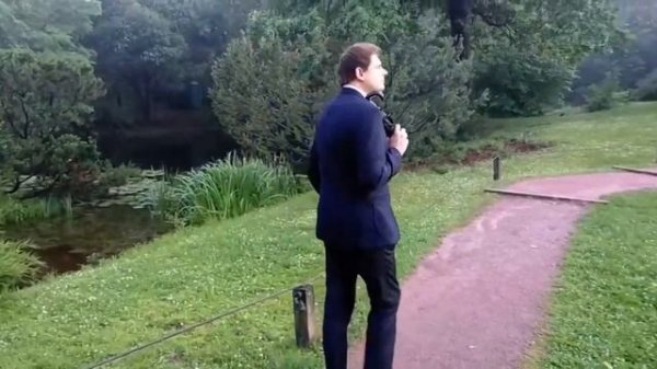 Понасенков гуляет